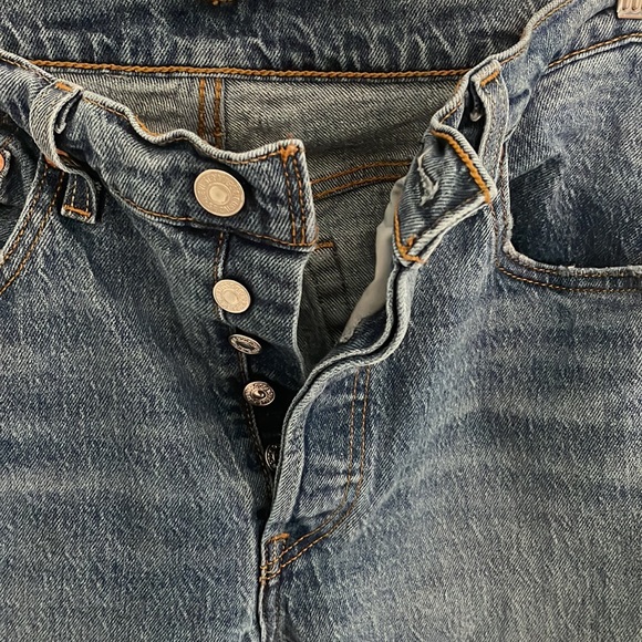 Levi’s 501 Women’s Jeans - size 28 - WPL-423 CA00342 - Picture 2 of 4